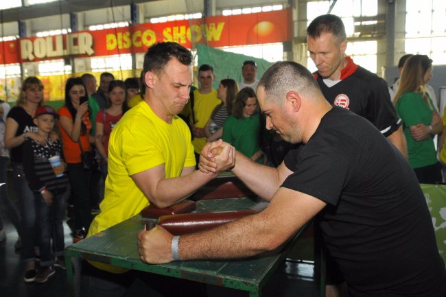 Конкурси, ігри, розваги: як ПриватБанк святкував 25-річчя 