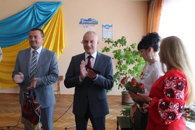 На Ратнівщині 14 жінок стали матерями-героїнями