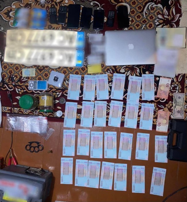 На Волині житель Львівщини торгував вогнепальною зброєю. ФОТО