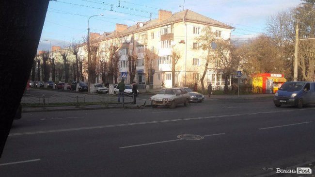 Аварія в Луцьку: зіткнулись два легковики