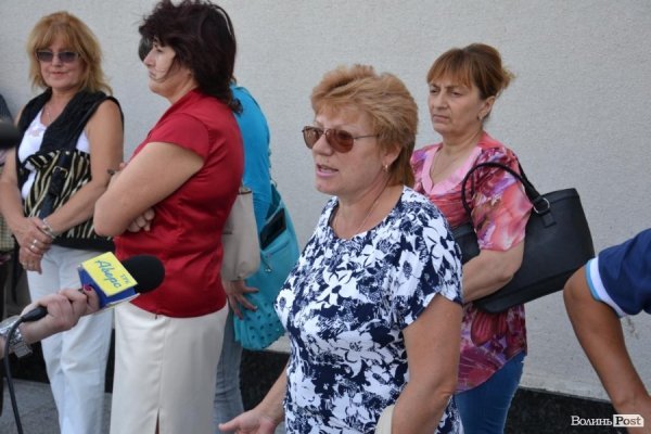 Матері військови прийшли вимагати ротації та кращого забезпечення АТО