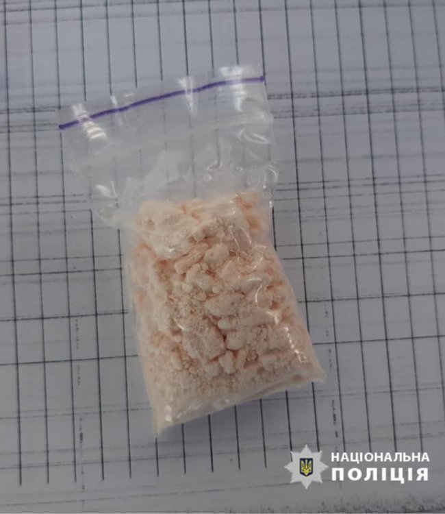 На Волині за минулу добу викрили декілька чоловіків, які мали при собі наркотики