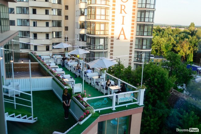 У Луцьку відкрили нову літню терасу із неймовірним краєвидом на місто*