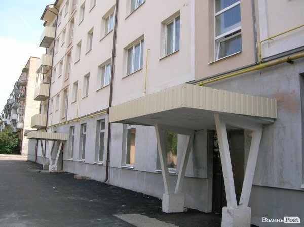 Луцький будинок з обвалом: рік потому. ФОТО