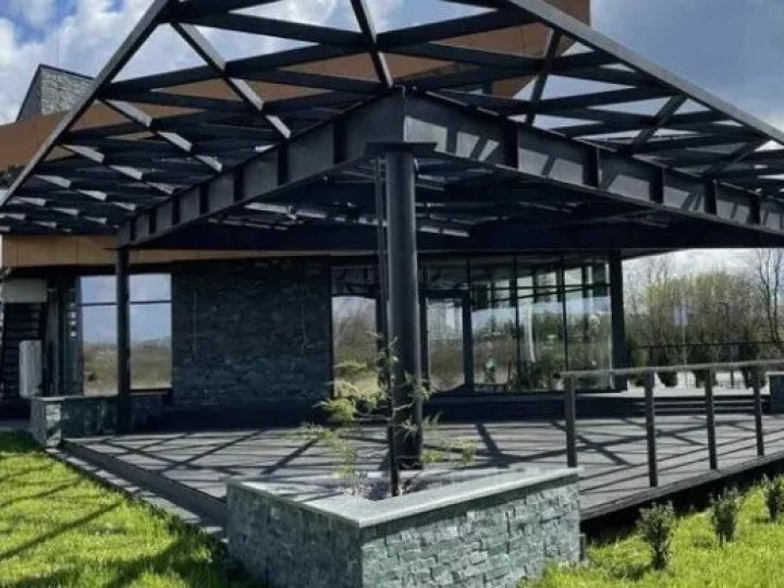 П'яний ексдепутат у Торчині повідомив про «замінування» ресторану «ТіМ»: що відомо