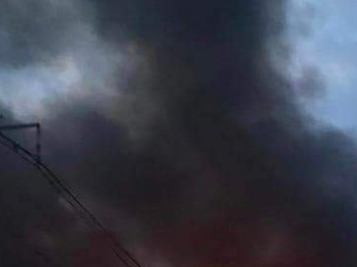 Пошкодження серйозні, триває пожежа: ворог атакував енергооб'єкт на Волині