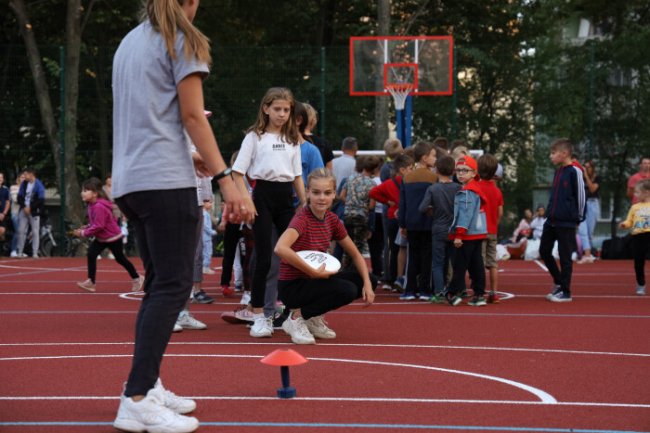 У Луцьку відкрили ще один сучасний спортмайданчик. ФОТО 