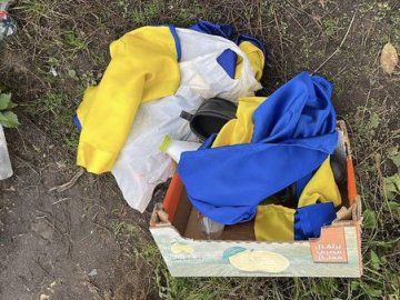 Знайшли зловмисника, який викрав 13 прапорів на «Меморіалі слави» та у сквері Героям «Євромайдану» у Ківерцях