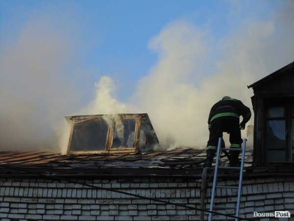 Фото великої пожежі в центрі Луцька. ДОПОВНЕНО