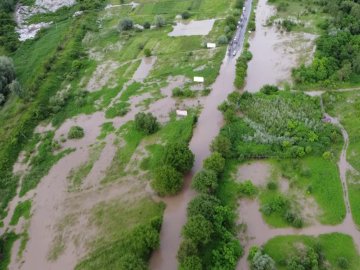 Повінь на Закарпатті показали з висоти пташиного польоту. ВІДЕО