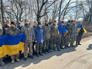 Україна повернула з полону 130 військових. ФОТО