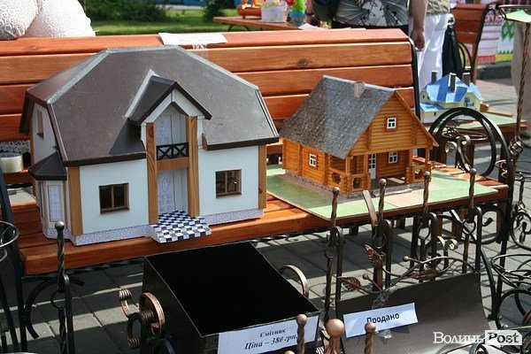 На Театральному майдані виставка-ярмарок ПТУ