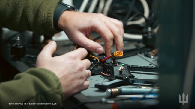 Воїн волинської бригади ЗСУ пів року приховував від мами, що перебуває на фронті