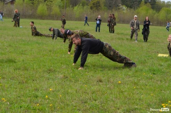 «Війна» у волинських лісах. «Звитяга - 2015». ФОТО. ВІДЕО