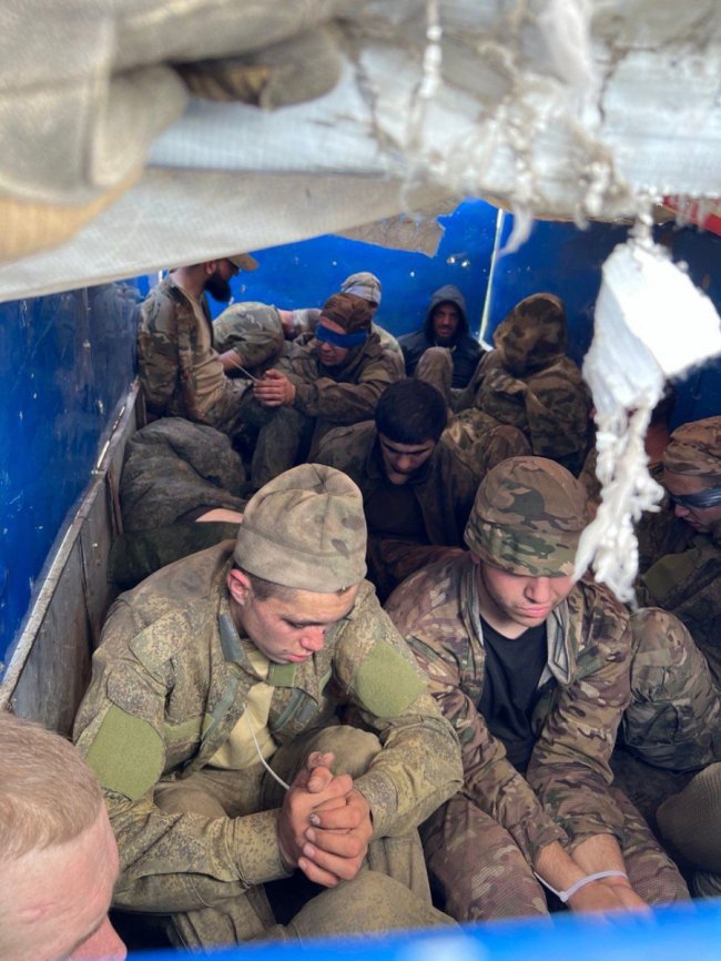 102 окупанти: СБУ провела наймасовіше взяття в полон росіян за один раз. ФОТО