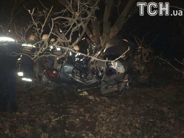 В жахливій аварії на Дніпропетровщині загинули 4 підлітки