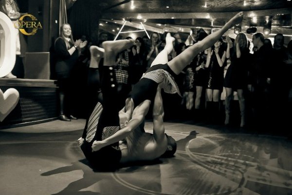 Фото з вечірки в клубі Opera