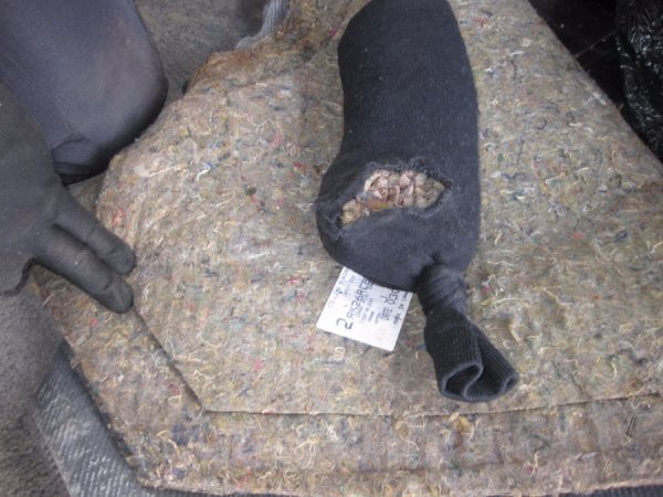 Львівські прикордонники затримали  партію бурштину на  Волині. ФОТО. ВІДЕО