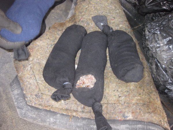 Львівські прикордонники затримали  партію бурштину на  Волині. ФОТО. ВІДЕО