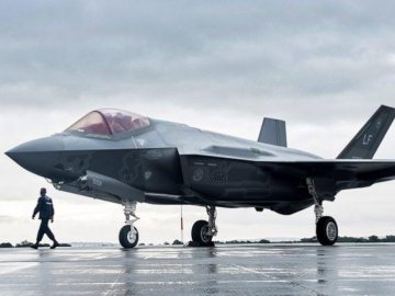 У США розбився новітній винищувач F-35