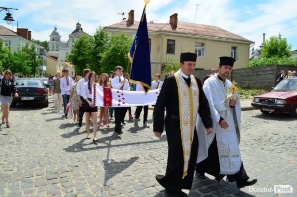 У Луцьку – хода пам’яті жертв політичних репресій. ФОТО