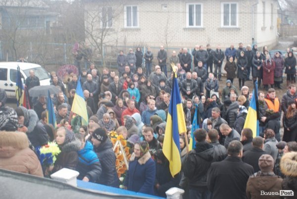 Поховали ще одного волиняна, вбитого на Майдані. ФОТО