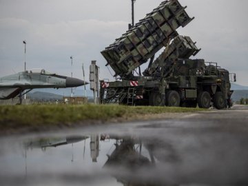 Patriot дозволять тримати російські літаки подалі від кордонів України, – Ігнат