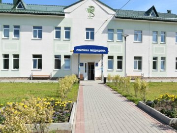 Повідомили, чому в амбулаторії на Вересневому постійно відключають світло. ВІДЕО