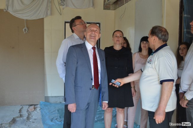 Краще, ніж у Києві: Олександр Савченко оцінив обладнання в обласній лікарні. ФОТО