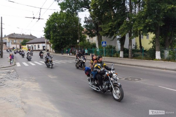 Понад півсотні байкерів з Волині та закордону проїхалися Луцьком. ФОТО