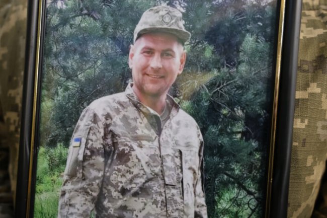 Скорботний день: у Луцькій громаді віддали шану полеглому воїну Івану Матвіюку