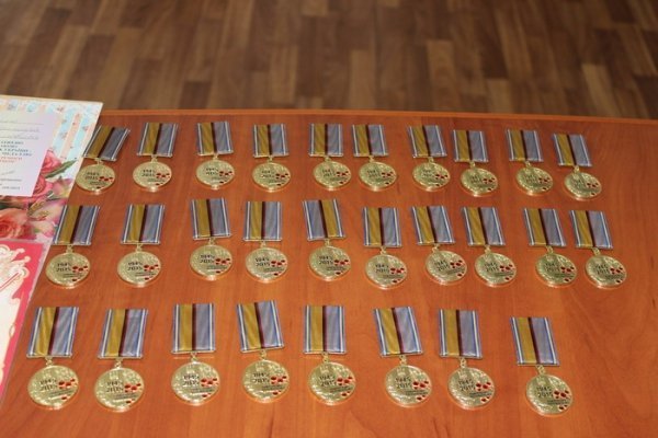 «70 років Перемоги над нацизмом»: Сергій Григоренко вручив ювілейні медалі. ФОТО 