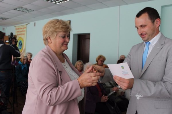 «70 років Перемоги над нацизмом»: Сергій Григоренко вручив ювілейні медалі. ФОТО 