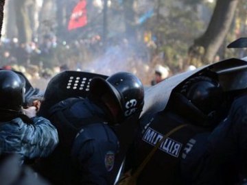 Міліція погрожує Майдану жорстокими діями