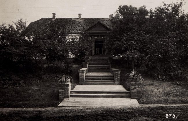 Водяний млин, храми та хрести: волинське село на столітніх фото