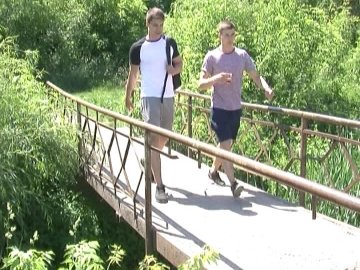 Міст через Сапалаївку: поламані перила і зруйновані огородження