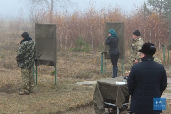 Як губернатор Волині з колегами по мішенях стріляли