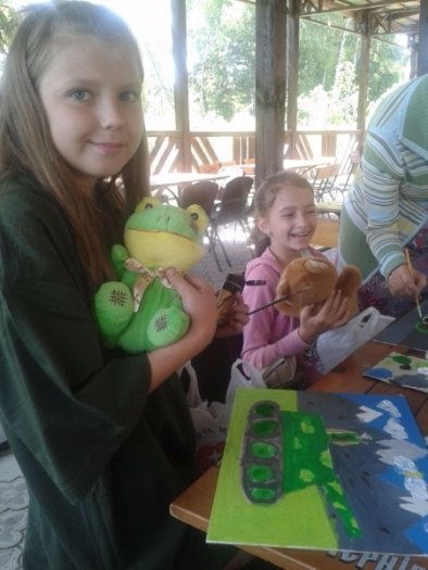 Діти волинських учасників АТО  творили «Подарунок для солдата». ФОТО