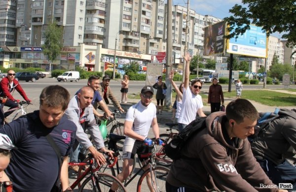 Велодень у Луцьку зібрав більше тисячі людей. ФОТО 
