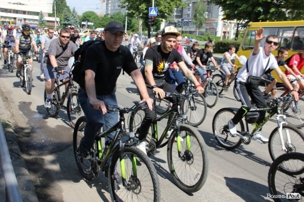 Велодень у Луцьку зібрав більше тисячі людей. ФОТО 