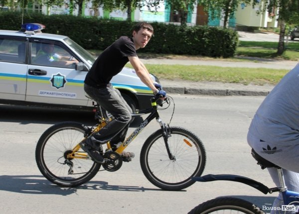 Велодень у Луцьку зібрав більше тисячі людей. ФОТО 