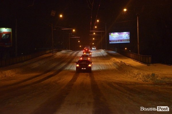Луцький автомайдан зібрав 20 авто. ФОТО