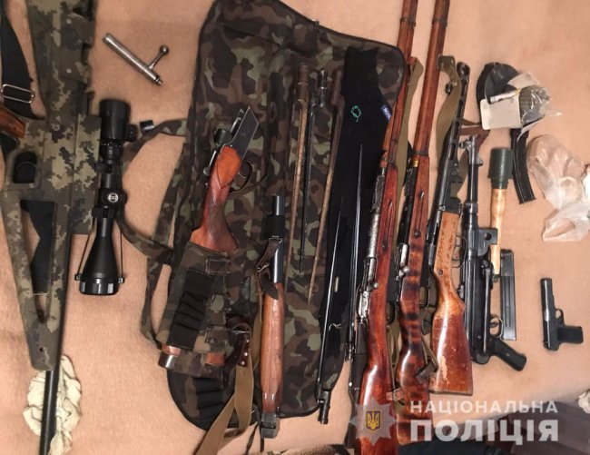 У лучанина вилучили арсенал незаконної зброї