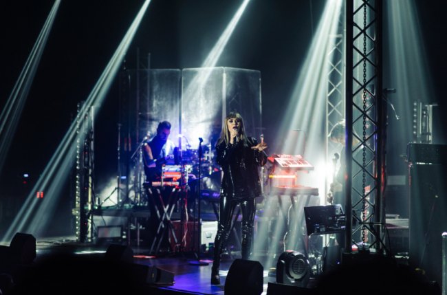 У луцькому «Промені» відгримів концерт гурту «The Hardkiss». ФОТО