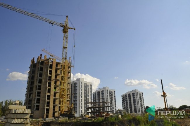 «Інвестор» зводить 4-й та 5-й будинки ЖК «Супернова». ФОТОЗВІТ*