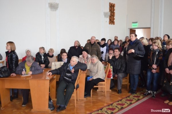 Родичі бійців АТО вимагали у Гунчика ротації. ФОТО