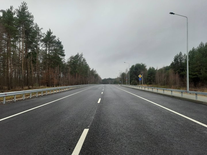 На розчищення державних автошляхів на Волині вивели десятки одиниць спецтехніки