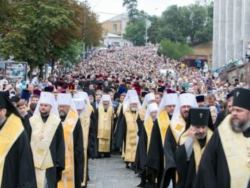 «Злочин проти України» і «негайна необхідність»: думки лучан про Томос та автокефалію