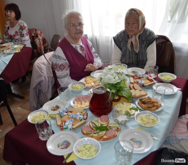 У Луцьку відбулась традиційна зустріч репресованих політв’язнів СРСР. ФОТО