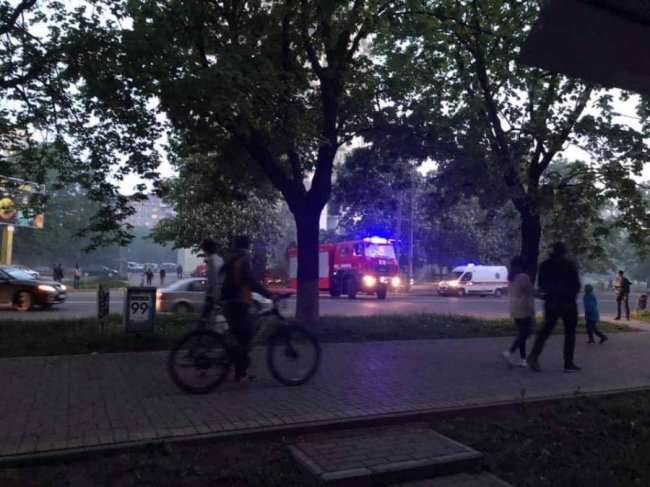 У Луцьку зайнялась закинута будівля, де хазяйнують безхатьки. ФОТО